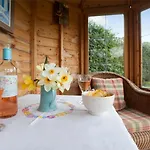 Nyaraló 2 Bed In Northallerton Oc-g0172 *
