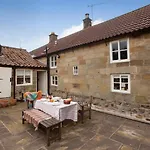 2 Bed In Northallerton Oc-g0172 Holiday home